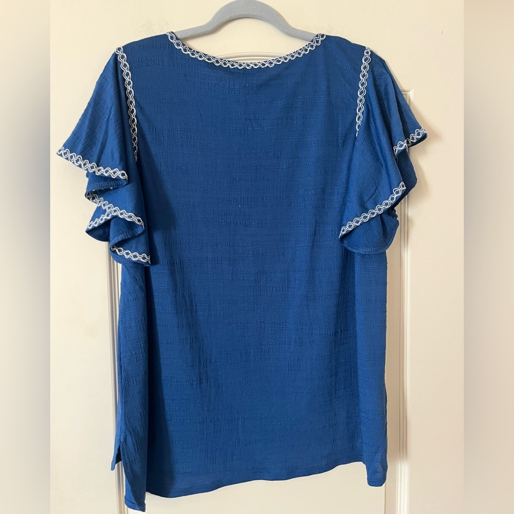 Max Studio Royal Blue Blouse with White Accents Ruffle Sleeve Size 1X - Picture 4 of 15